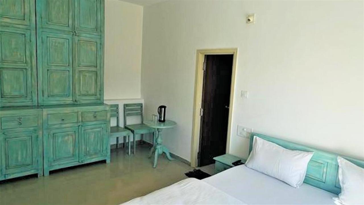 Bed and Breakfast Shikhar Bunglow - A Stunning Valley View Bungalow In Маунт-Абу Экстерьер фото